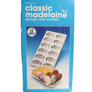 Vintage Rowoco 1992 Classic Madelaine Sponge Cake Cookie Form with Recipe NOS